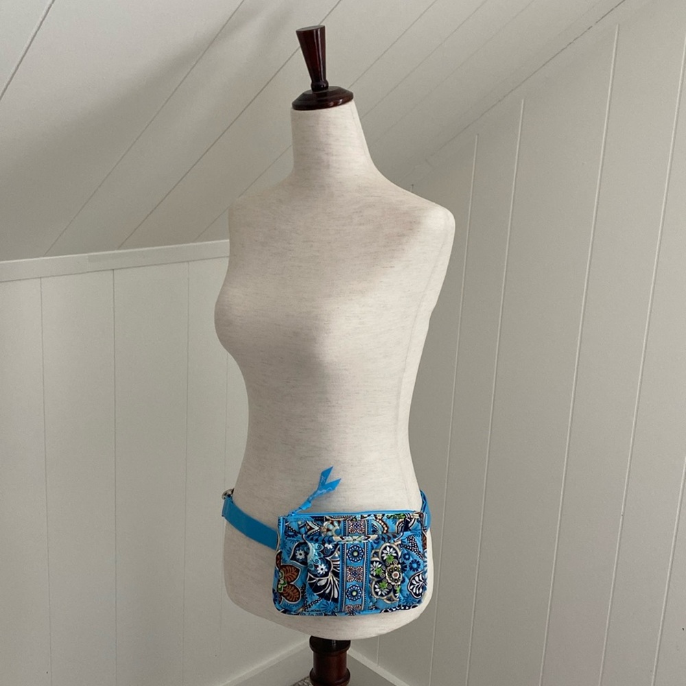 Vera Bradley adjustable Fanny pack